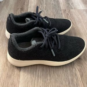 Allbirds Wool Runners Mizzle Woman's 8 Navy Shoes